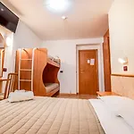 Zodiaco & 3* Trento