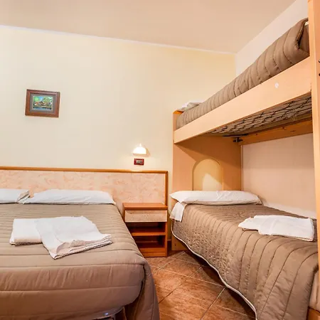 Отель Zodiaco &