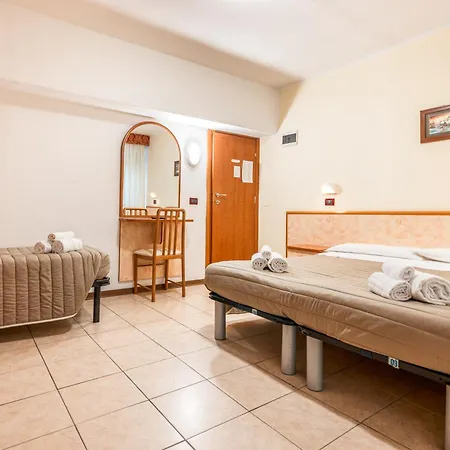 Szálloda Zodiaco & 3*