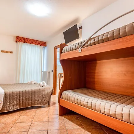 Zodiaco & Отель