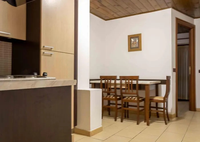 Отель Zodiaco & Тренто