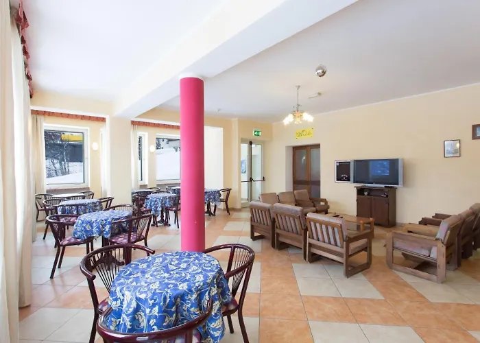 Zodiaco & מלון טרנטו