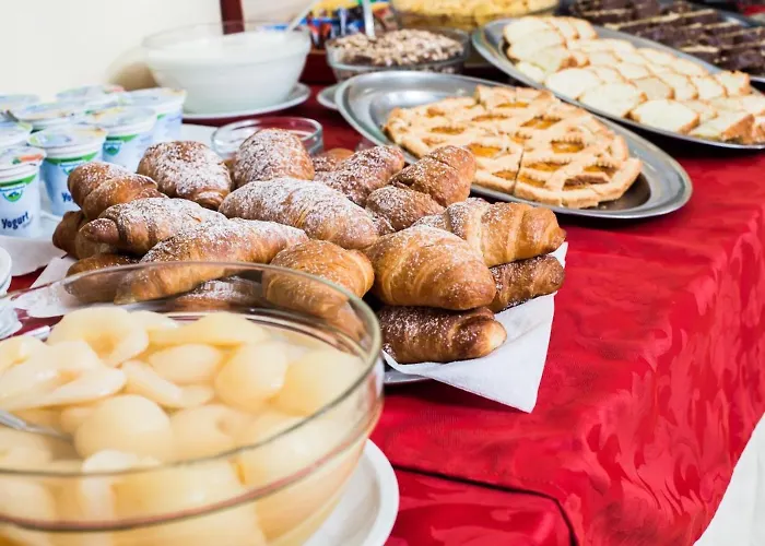 Отель Zodiaco & Тренто